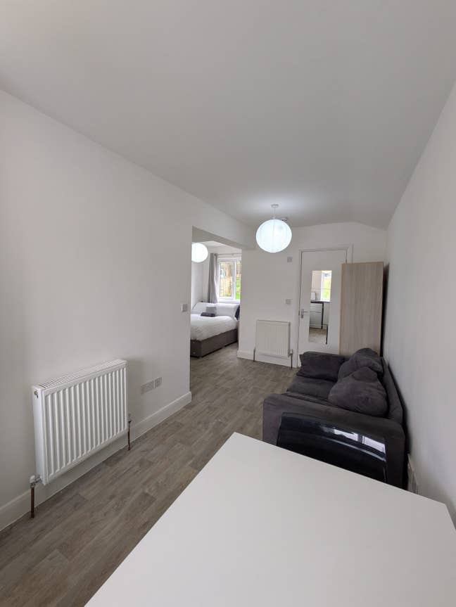 Studio Available  Now Main Photo