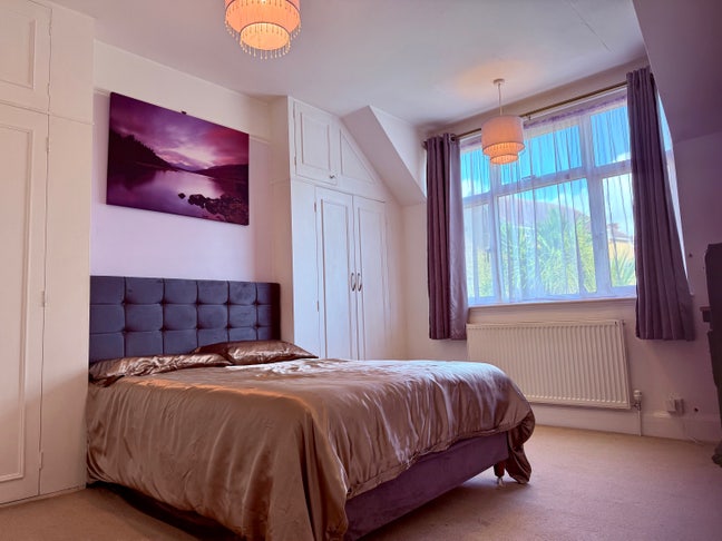 Bright double room Main Photo