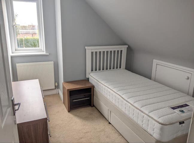 Lovely Single Room - Wigmore / Airport LU2 Main Photo
