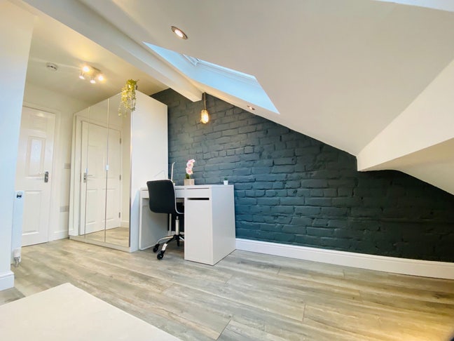 Designer  6 Room House, Central Withington  Main Photo