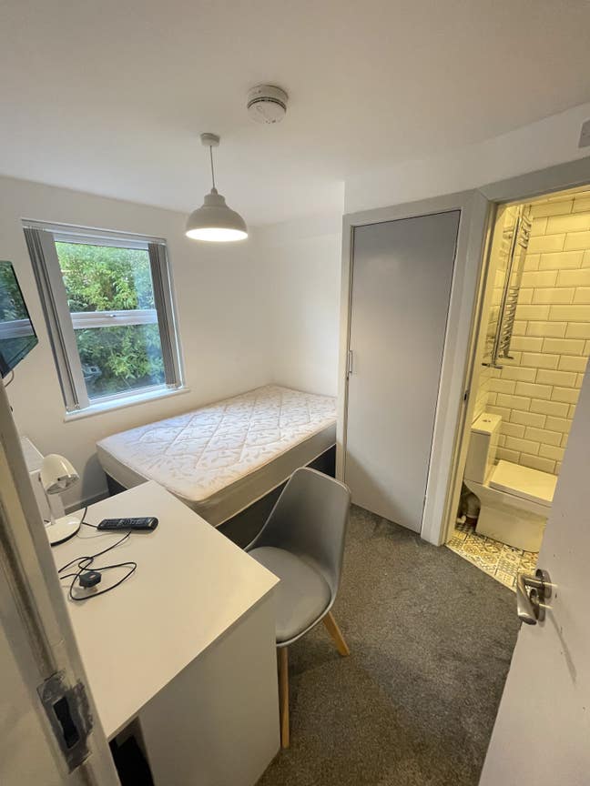 CV1 En-Suite 🏡 &pound;0 Deposit🥳 All Bills Inc💸 Main Photo