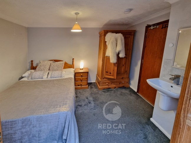 Double Room in Hatfield Main Photo