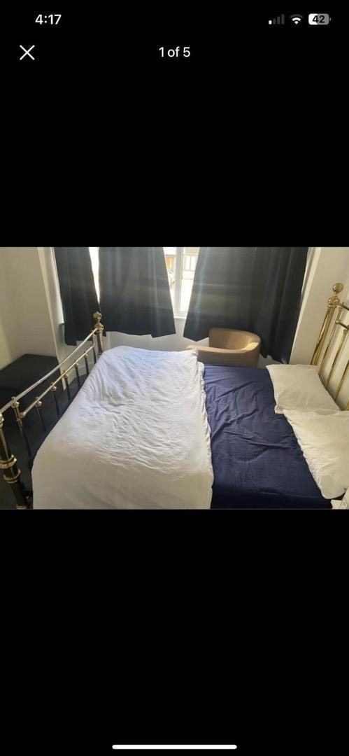 Looking for a flatmate for a single room Main Photo