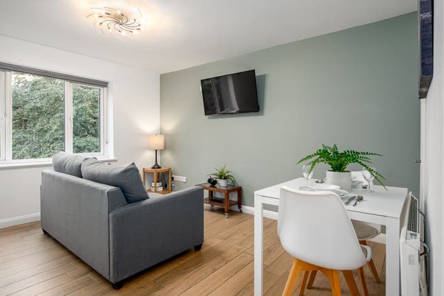 Spacious Studio in the Heart of Clifton - Bristol Main Photo