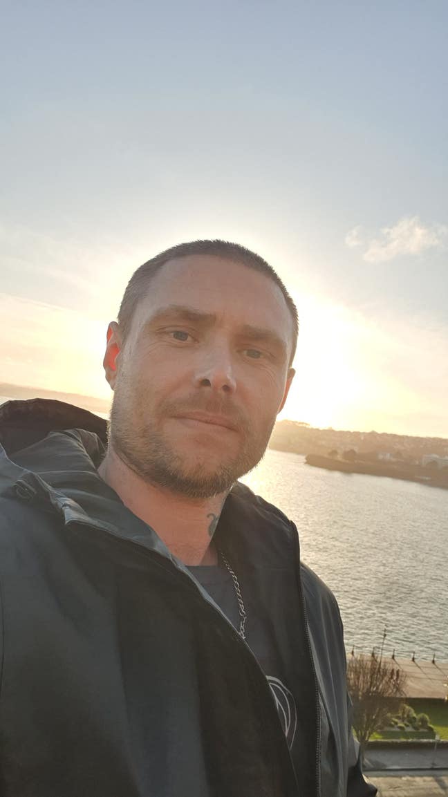 Thomas ,seeking a room Main Photo