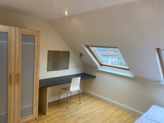 Double Room with En-Suite, All Bills inc. Main Photo