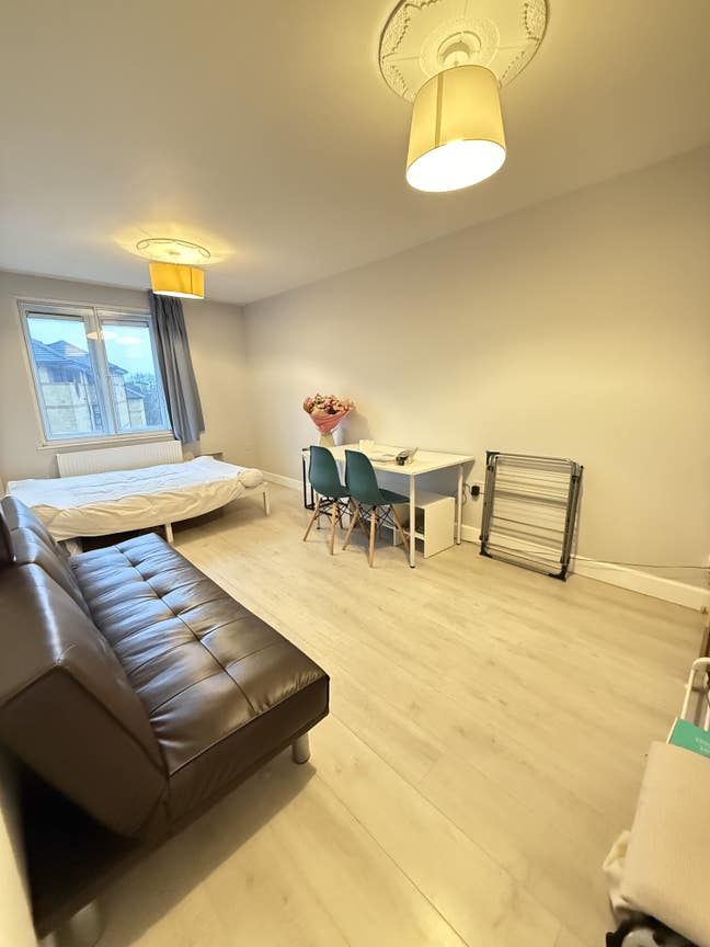 Spacious Double Room in Paddington Main Photo