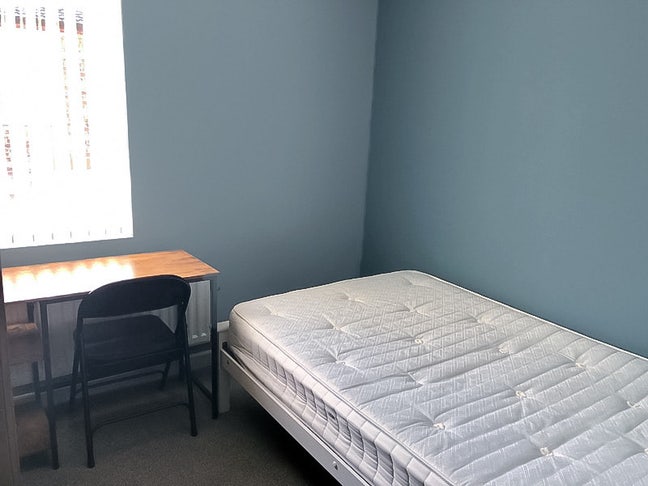 Small Double. Quite, Chill Professional House  Main Photo