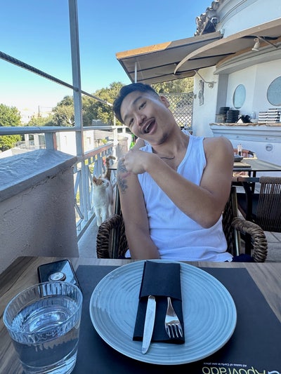 Looking to buddy up on flat/house shares Main Photo