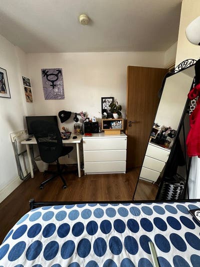 🏡✨ Modern Living in Canada Water – All Bills Incl Main Photo