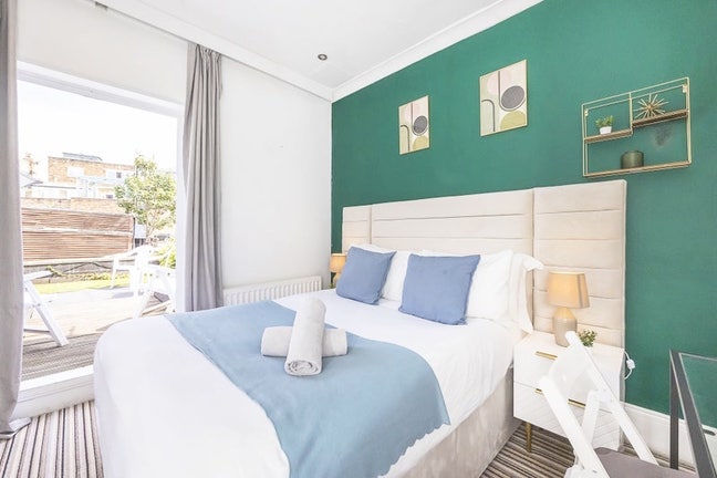 Rooms in Central London / Private Terrace Main Photo