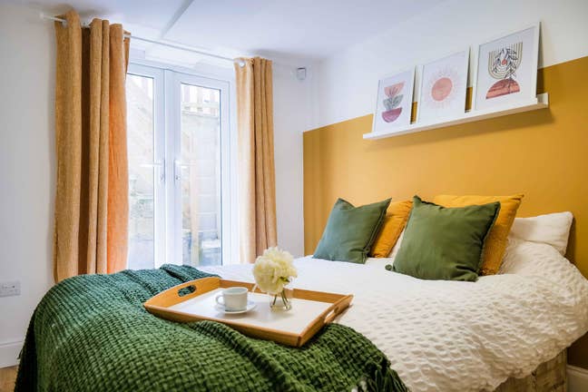 Beautiful Double in Friendly House Share!!!  Main Photo