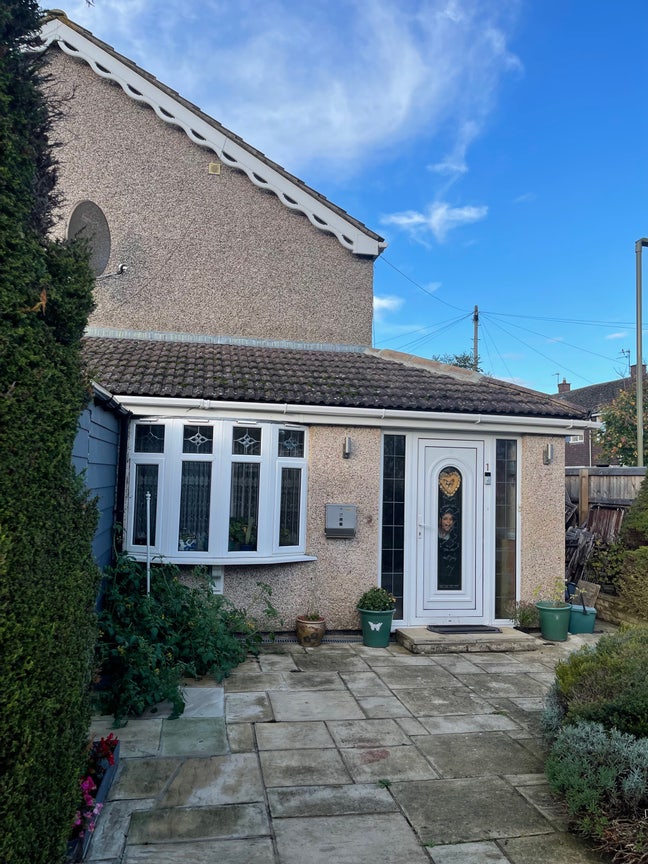  Ensuite  single  room (female preferred Main Photo