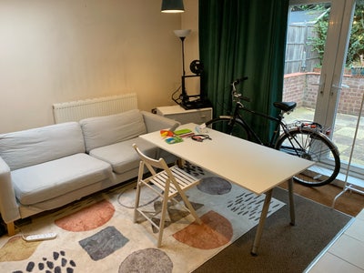 Canary Wharf short term large studio  Main Photo