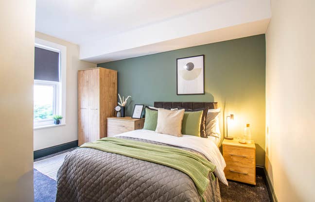 Lovely Room with Ensuite in Shared House Main Photo