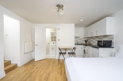 Studio at Canada Water Looking for tenant replac. Main Photo