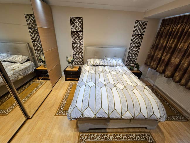 7 Bedroom Property in Harrow  Main Photo