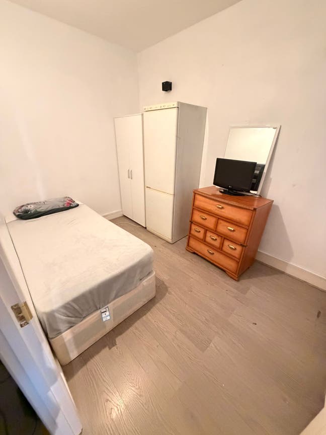 🏠 Single Room &pound;150 PW | All Bills Included | N17  Main Photo