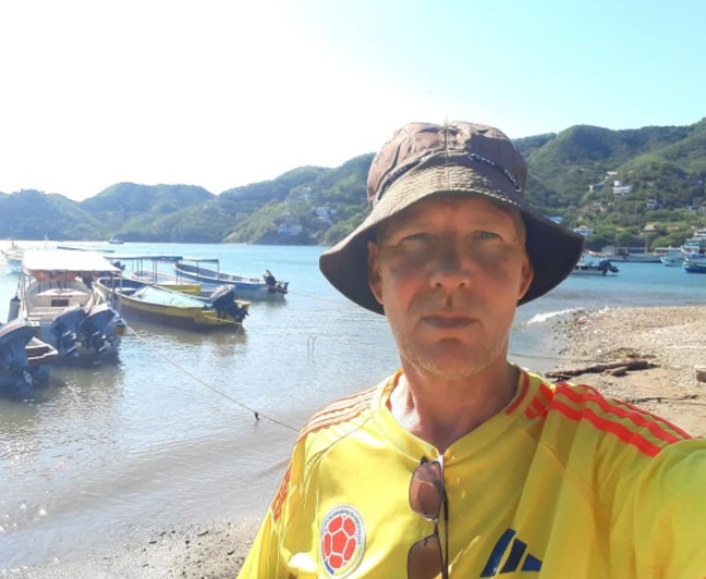 Professional Male seeks a single or double room Main Photo