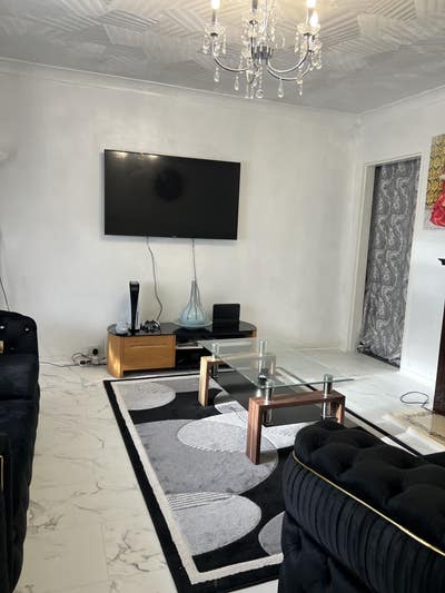 A fully furnished double room for rent Main Photo