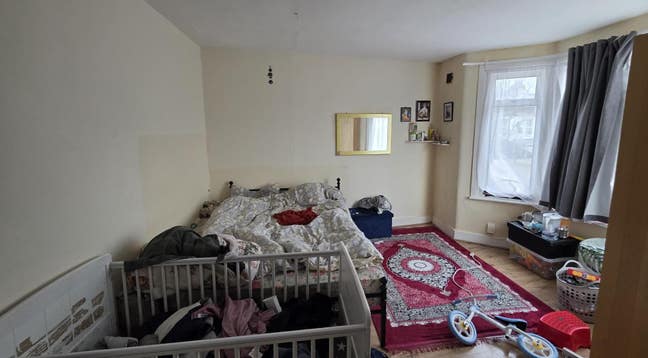 Double Room to Let – Ilford IG1 2HJ - &pound;900 Main Photo