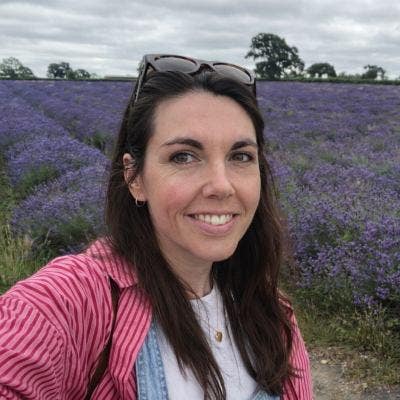 Professional looking for a room in central Bristol Main Photo