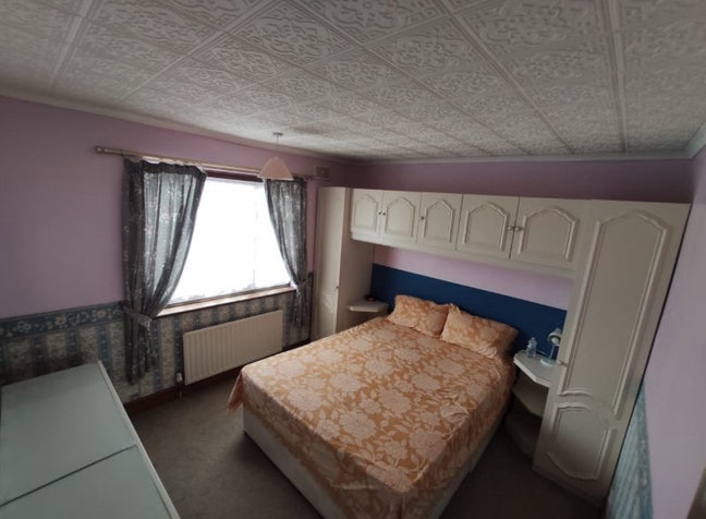 Large Double Bedroom for Rent | UB4 8NA | Hayes Main Photo