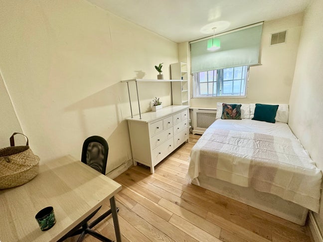 ✨ Amazing Double Room in Stylish Flat! ✨ Main Photo