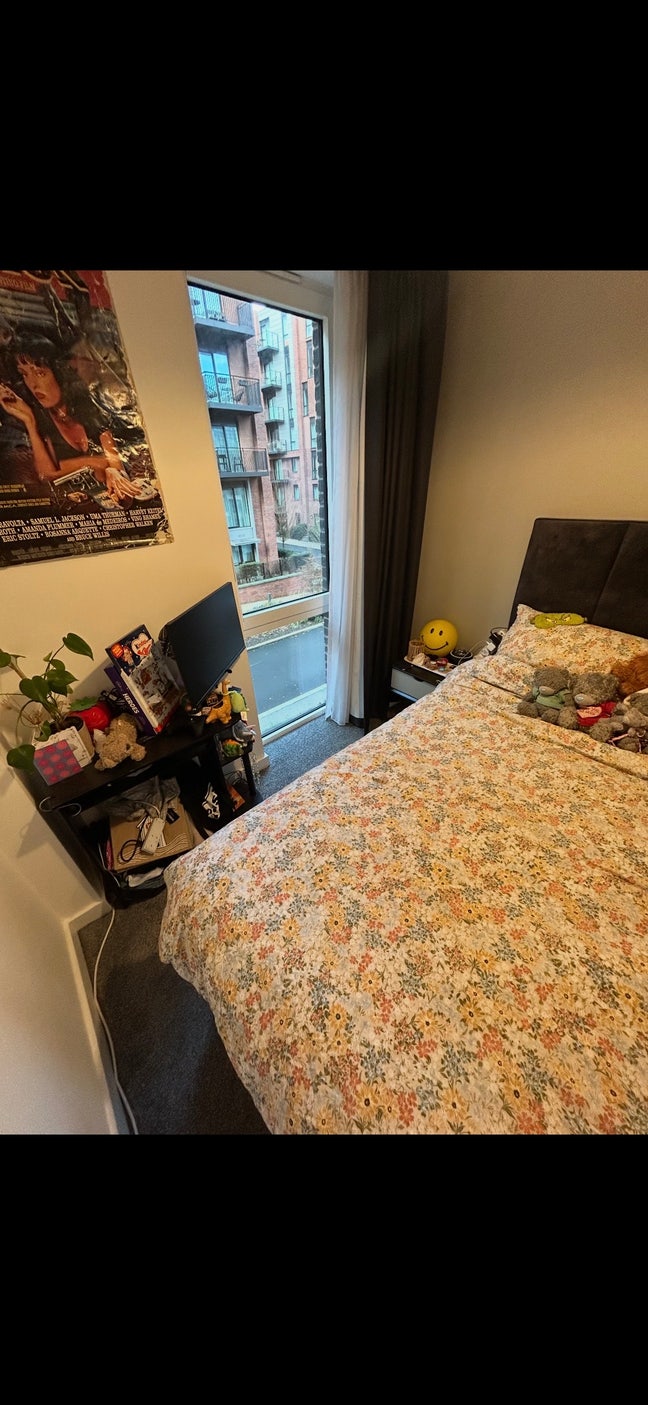 1 double room with shower over bath en-suite Main Photo