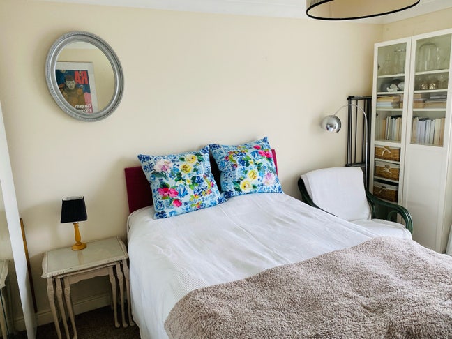 🌸 Cosy Pink Double | Zone 2 | 2 mins Canada Water Main Photo