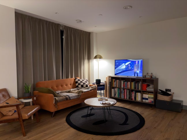 Stunning 1 bedroom Studio flat in Tottenham Hale  Main Photo