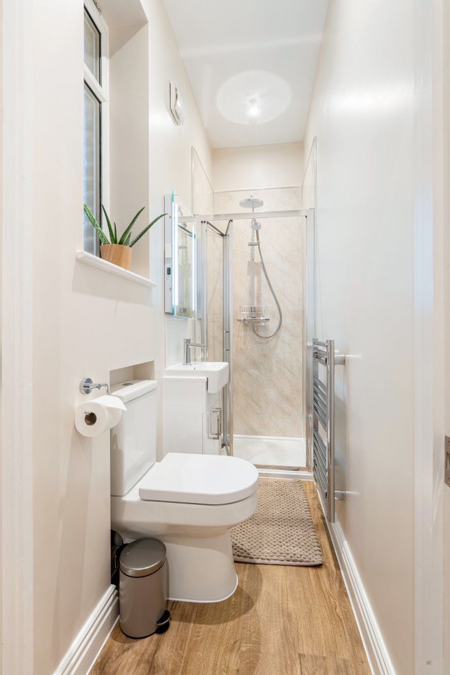 New Studio Apartment  -  Private Kitchen & En  Main Photo