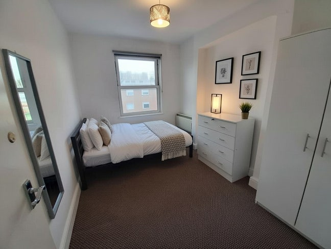 🏡 Fantastic Double Near Stamford Brook W12 🌟 Main Photo