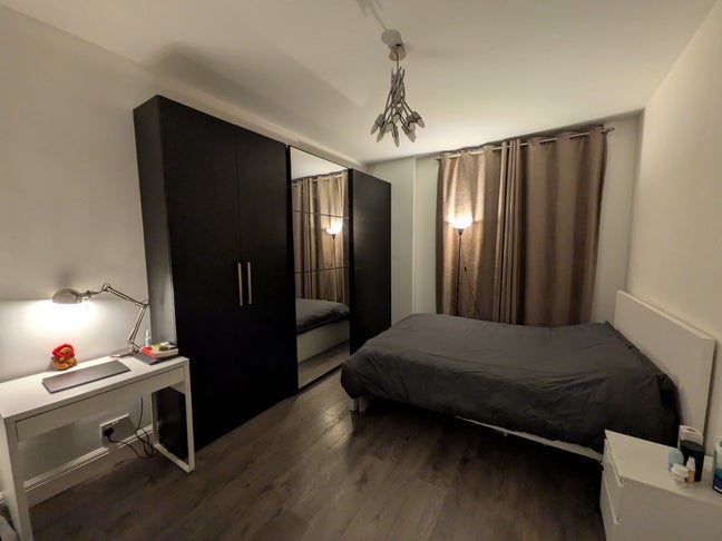 King-size double room in St John’s Wood Main Photo