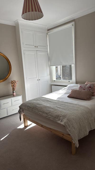 One Bed in Balham Main Photo