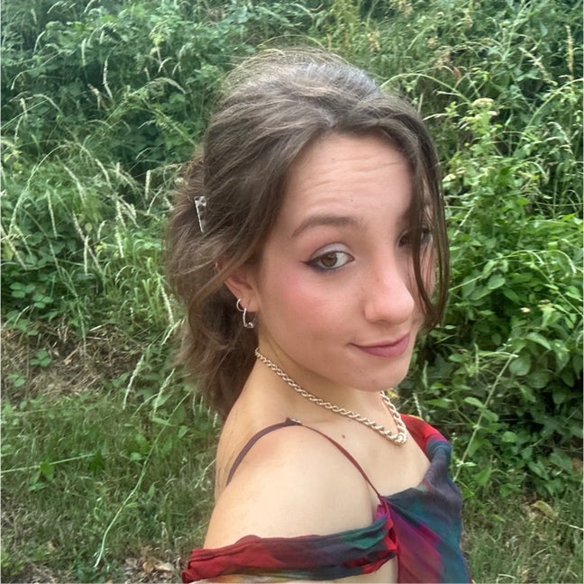 Looking for a room!  Main Photo