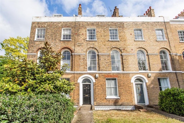 6 bed in bow!  Main Photo