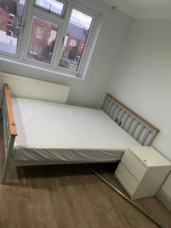 🏡 Bright Ensuite Double Room to Rent – All Bills  Main Photo
