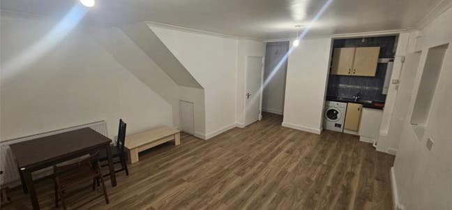 2 Bedroom Flat For Rent Main Photo