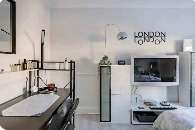 Trendy Wembley Staduim Stay | 3 min to Station Main Photo