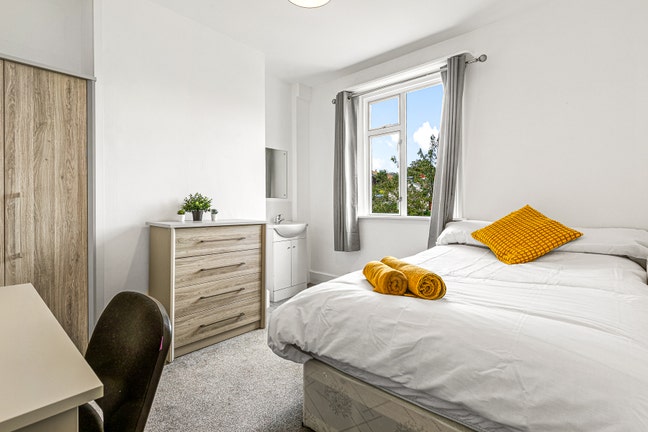 Luxury Room - Fiveways Location Main Photo