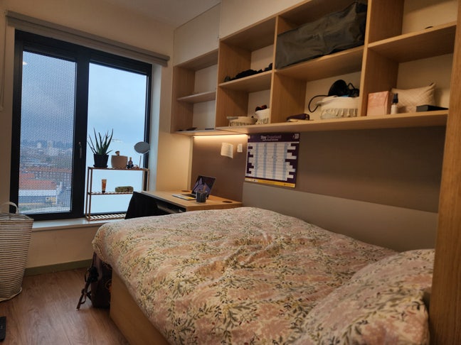 Room in LSE Robeson House Main Photo