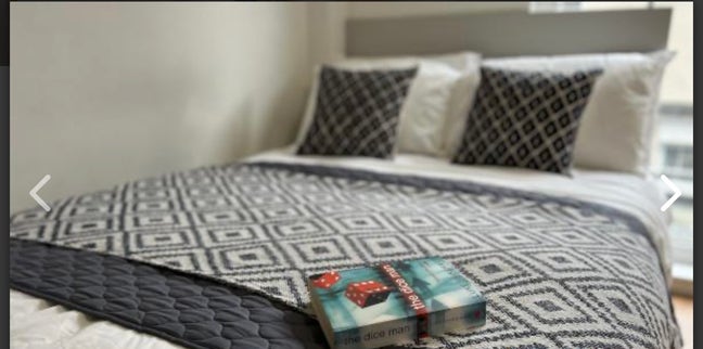 Large En-Suite double bed room for rent Main Photo