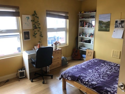 3 bedroom Flat Available for 1 additional person. Main Photo