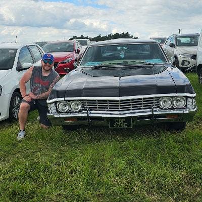 In need of room Main Photo