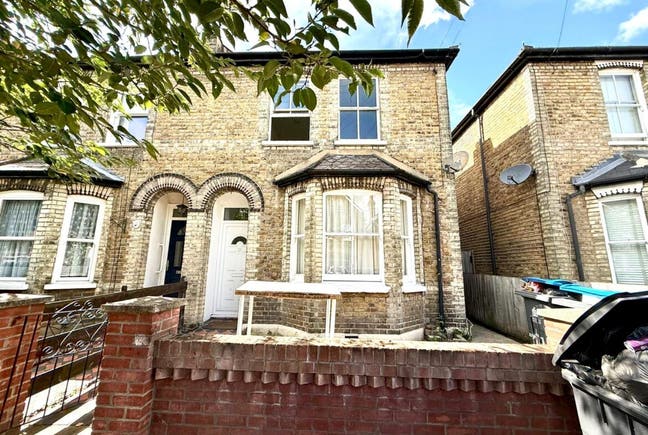 Double room in Chatham Road, Kingston Upon Thames, Main Photo