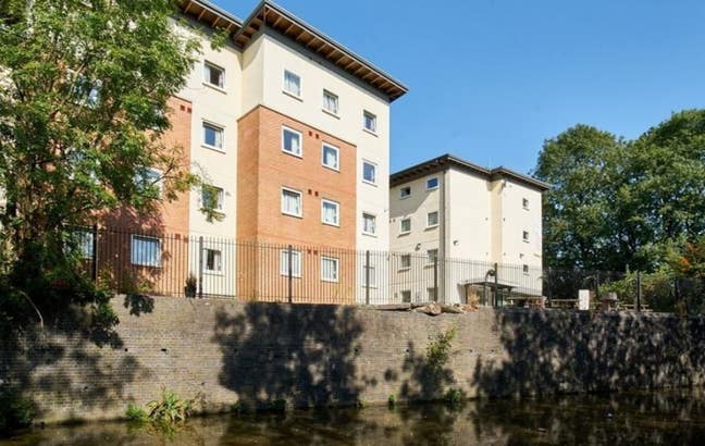 College Court Stoke on Trent (Hanley) Main Photo