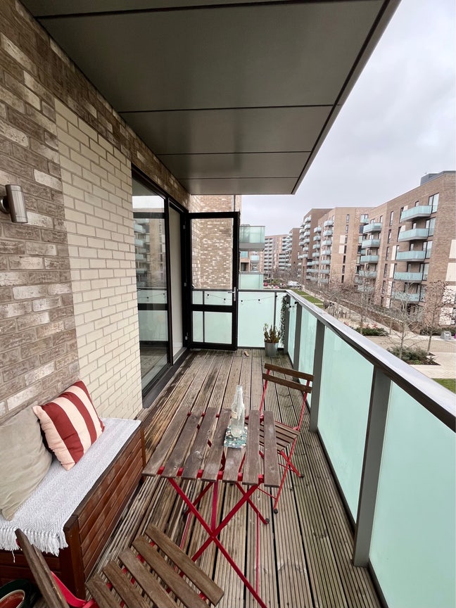 Sublet Near East India & Canary Wharf  Main Photo