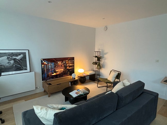 Modern 1-bed flat in Fulham Main Photo