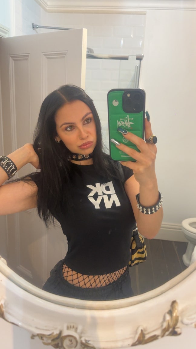 Looking for similar flat mate  Main Photo